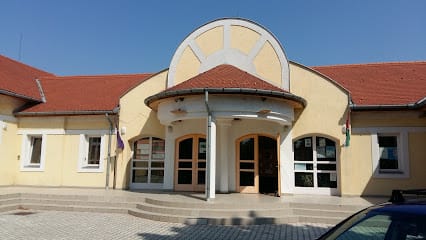 Vonyarcvashegy – Művelődési Ház és Könyvtár